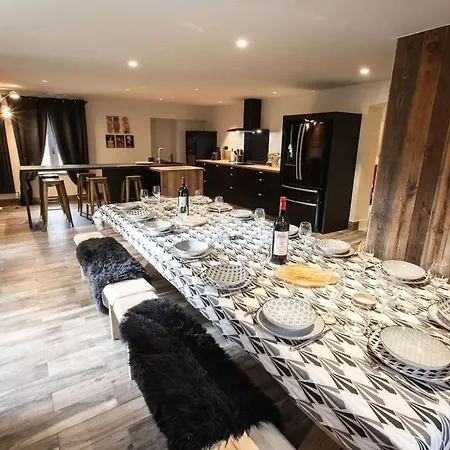 Grande Maison A Avec Cheminee Prázdninový dům *