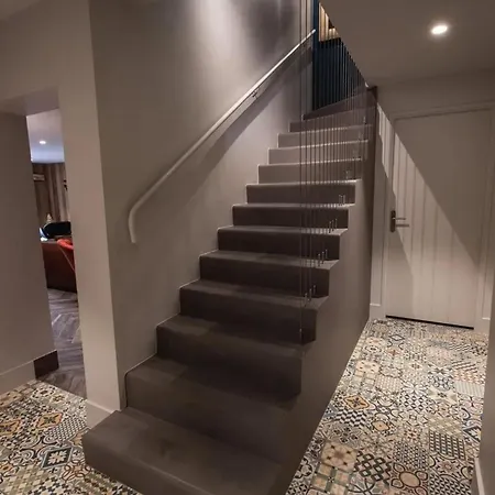 Grande Maison A Avec Cheminee